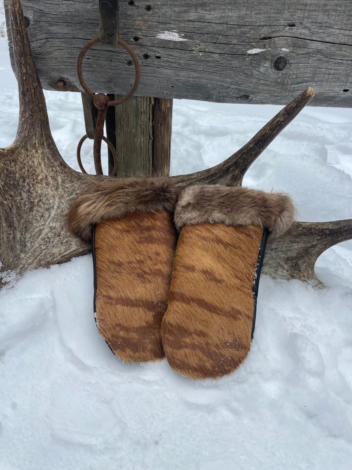 Beaver Trimmed, Cow Hair-on-Hide Uptown Mitts