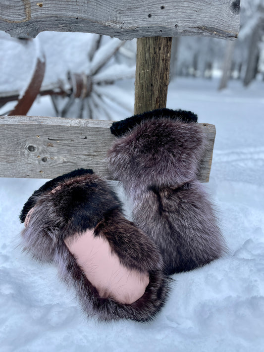 Purple Dyed Raccoon Uptown Mitts