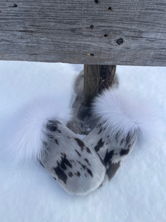 Seal & Marble Fox Mitts