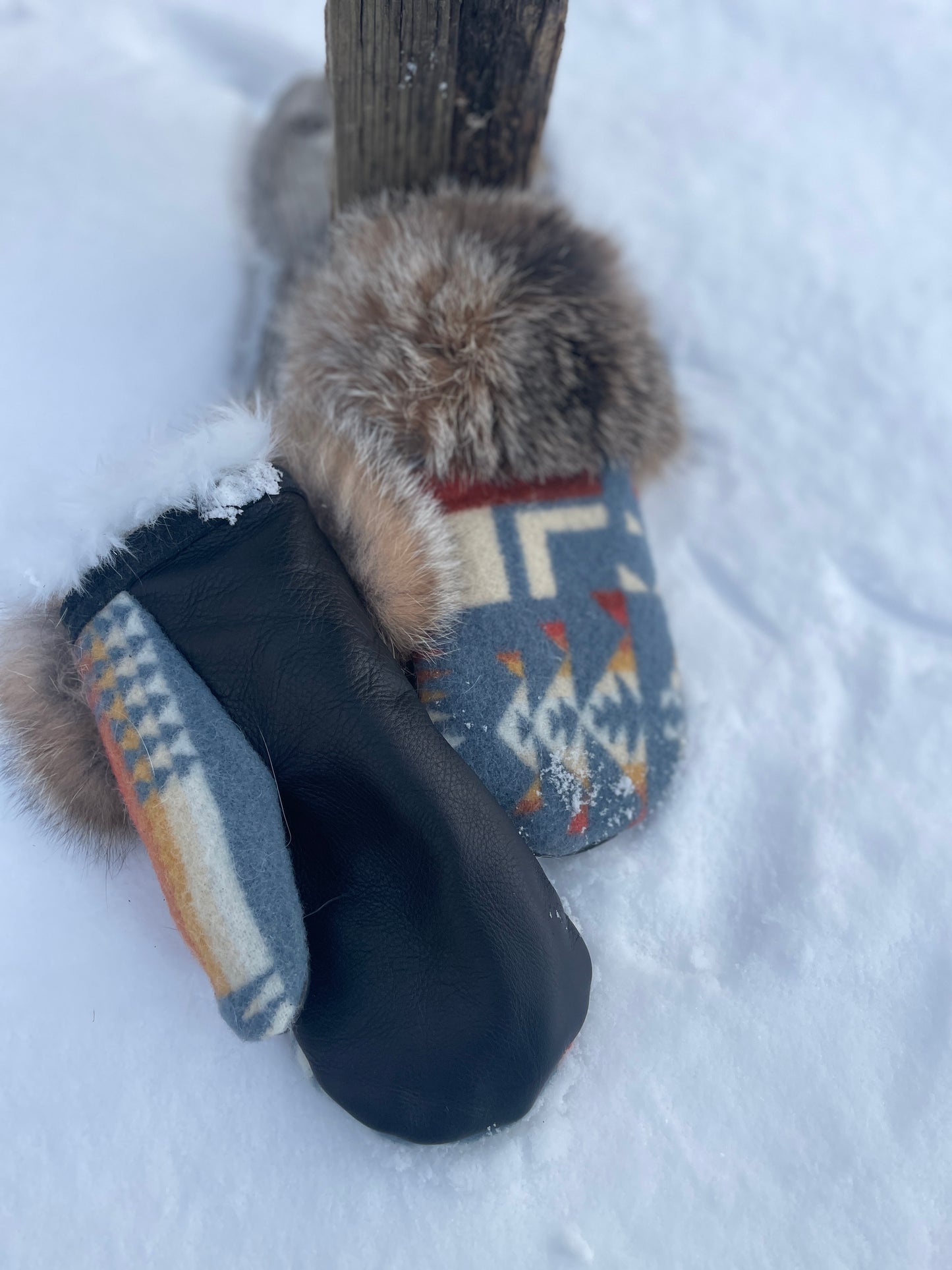 Lynx & Pendleton Mitts